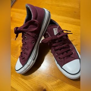 Burgundy Converse Low Tops Chuck Taylor with Plaid